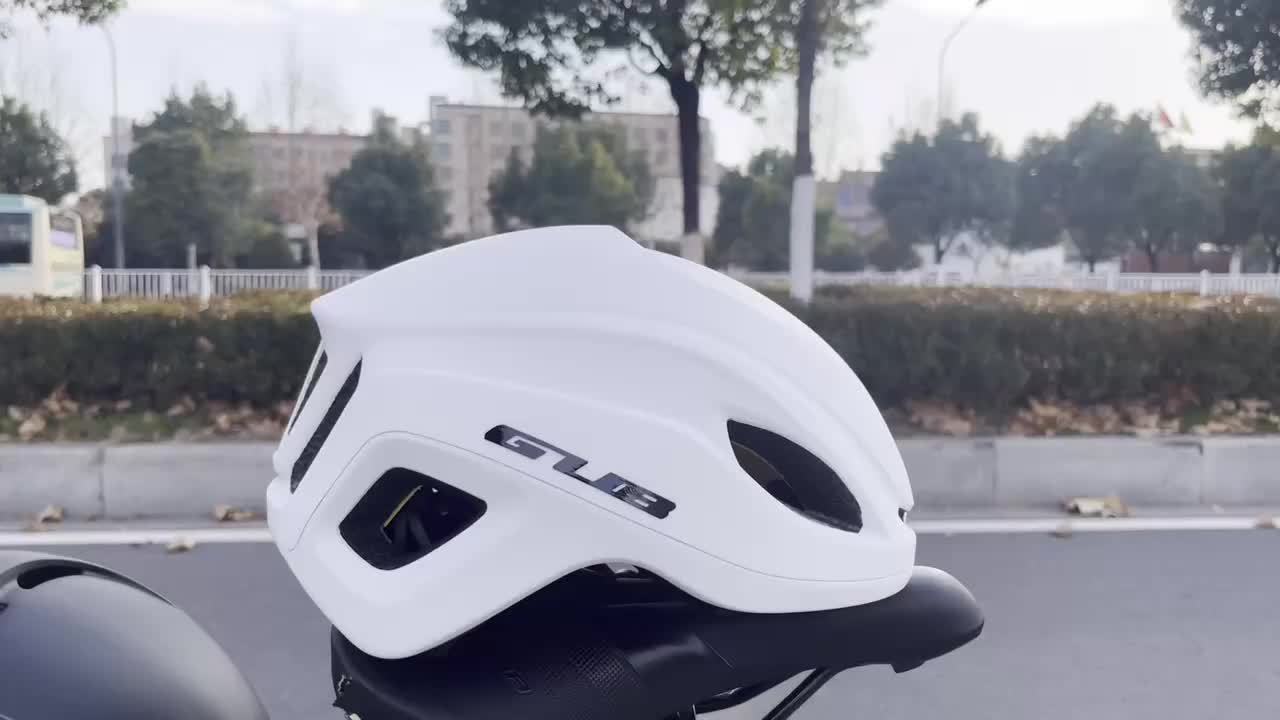 Adult Bike Helmet Ultralight Ventilate Adjustable PC Material Fits Head Bicycle Helmet Circumference 22.83-24.02inch Road Cycling Helmets